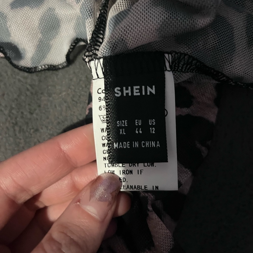 SHEIN Leopard Fuzzy Cuff Lettuce Trim Mock Neck Crop Mesh Top - Picture 7 of 9